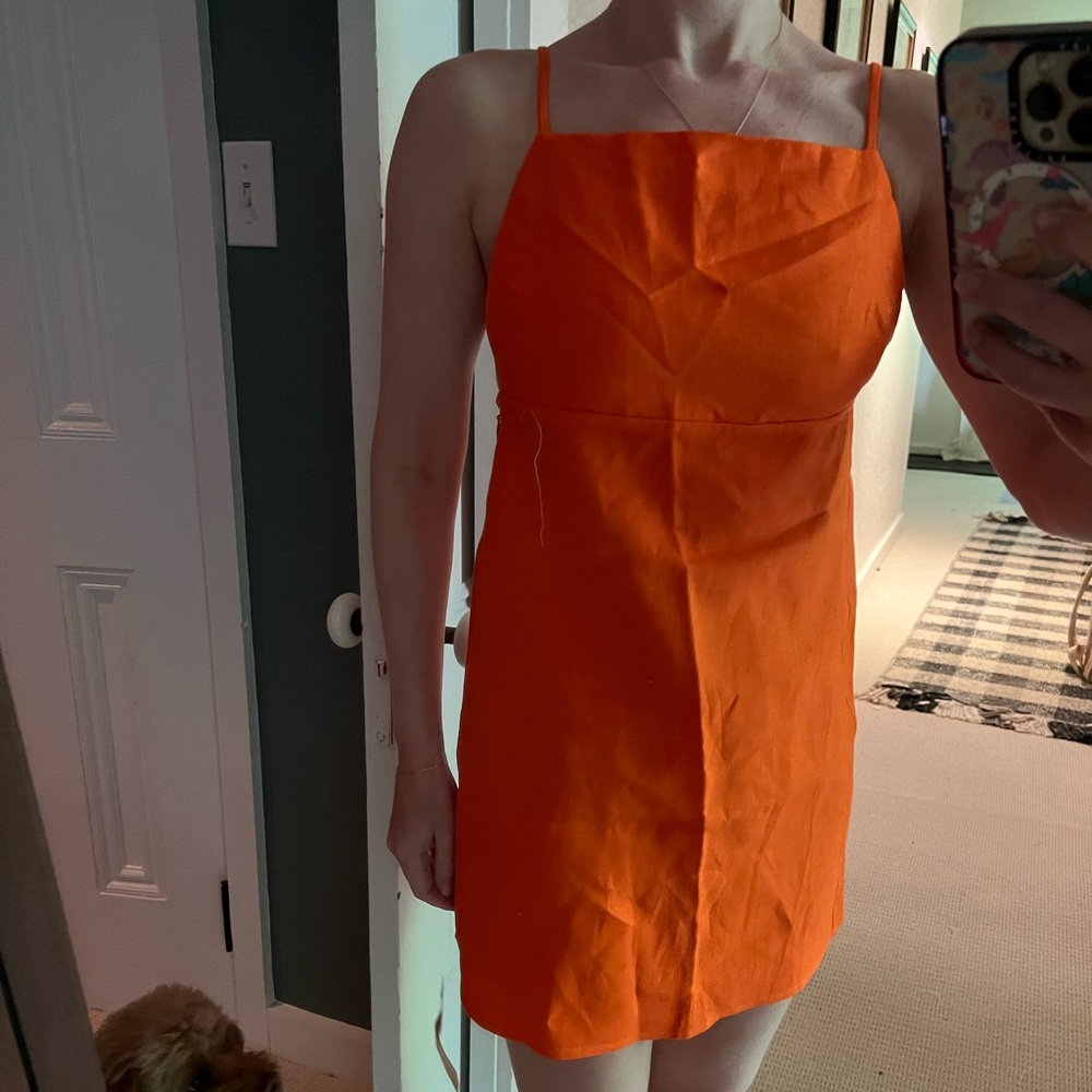 New with one tag Reformation Wiley Dress in Flame - Picture 4 of 5